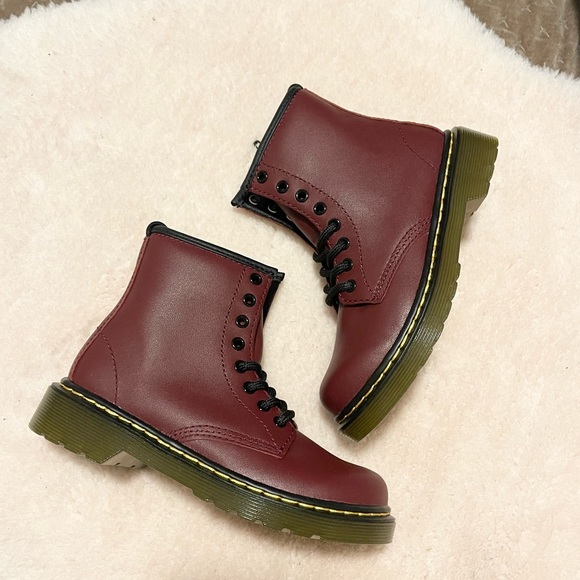 Dr. Martens Other - Dr Martens 1460 leather boots kids unisex size 12 new in box softy